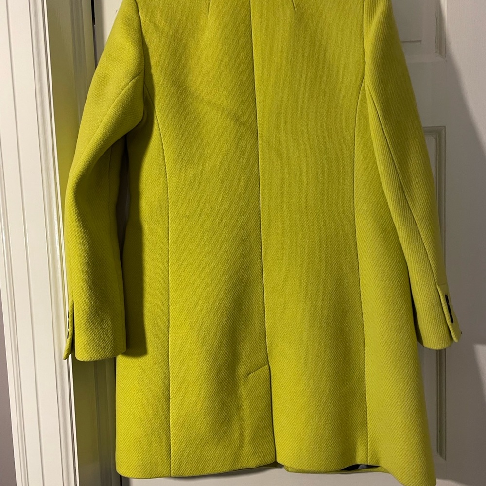 Banana Republic chartreuse car coat with quilted lining - Picture 2 of 5